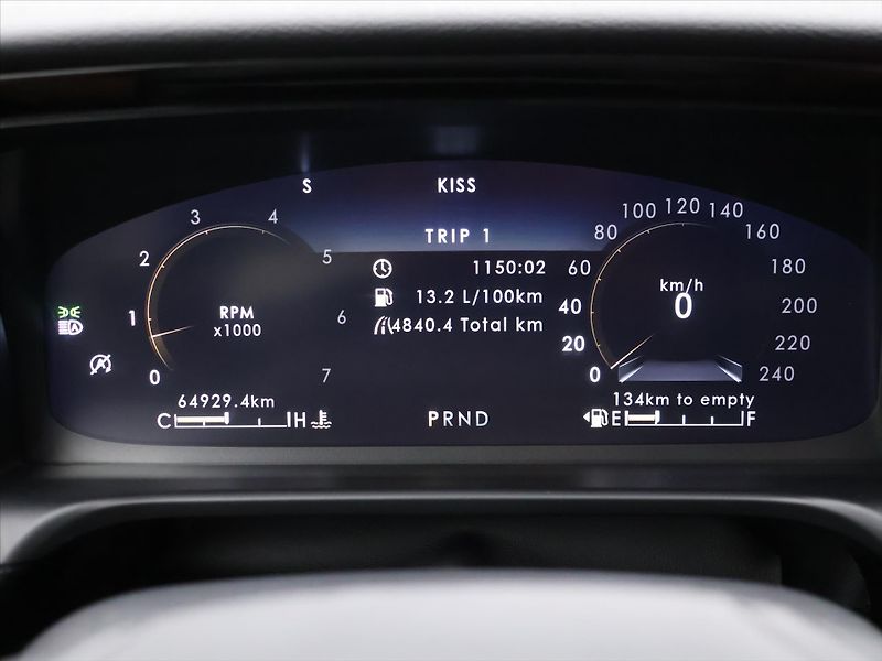Lincoln Aviator 3,0 EvoBoost V6 AWD CZ - fotka 21 z 43
