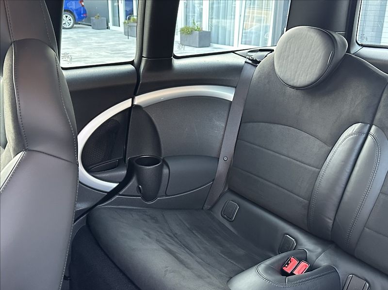 Mini Clubman 1,6 122PS  Chili JCW Recaro - fotka 15 z 50
