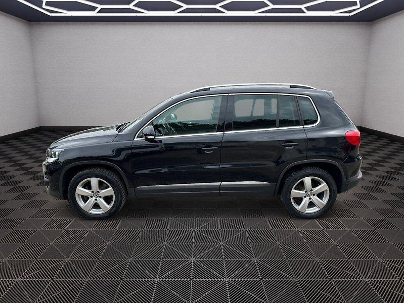Volkswagen Tiguan (2015) 2.0TDI 4motion   Sport/Style - fotka 4 z 33