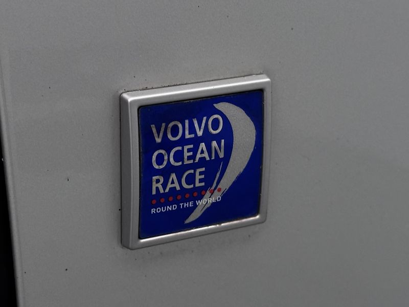 Volvo V40 D3 OCEAN RACE 1.maj - fotka 20 z 44