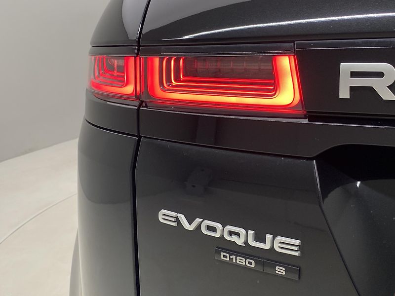 Land Rover Range Rover Evoque D180 S AWD AUT  - fotka 34 z 48