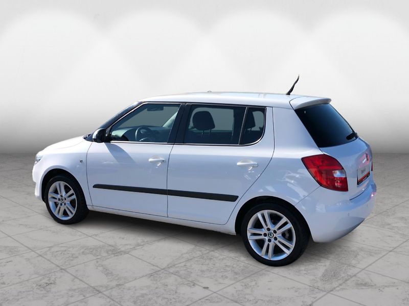 Škoda Fabia 1.2 TSi Ambiente - fotka 7 z 27