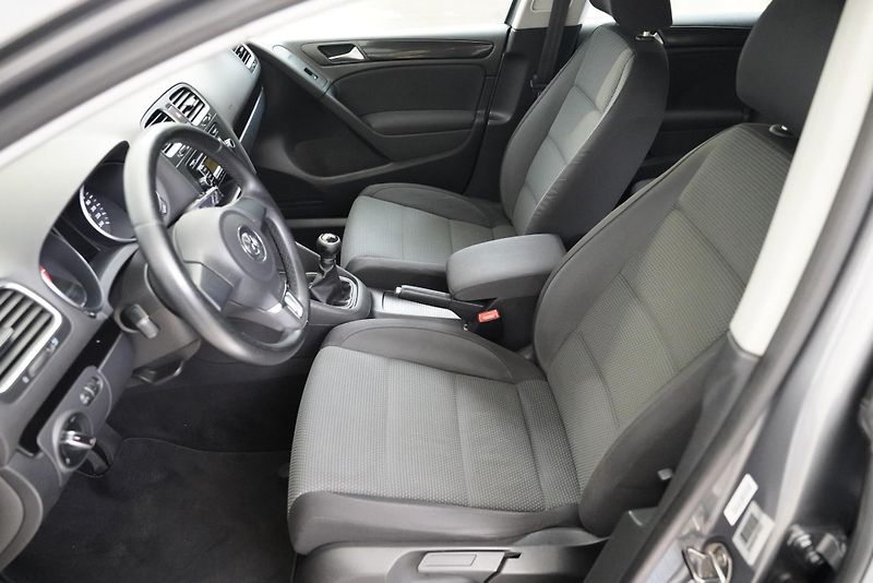 Volkswagen Golf - fotka 16 z 26