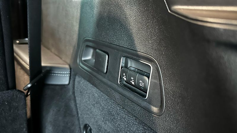 Mercedes-Benz GLS 450 d / 4 MATIC - fotka 24 z 69