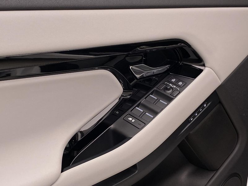 Land Rover Range Rover Evoque D200 DYNAMIC SE AWD REZERVACE - fotka 27 z 46