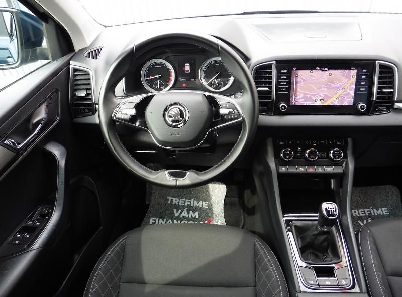 Škoda Karoq 1,0 TSi Style, Navi, Kamera, V - fotka 13 z 19