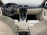 Škoda Superb (2016) 2.0TDi, L&K, DSG, panor - náhled 8