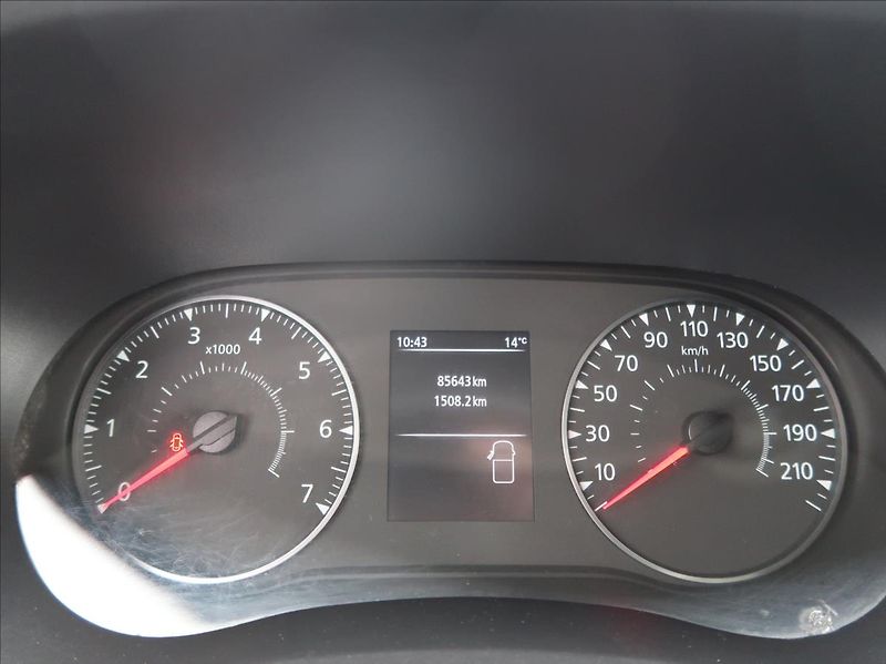 Renault Master 2,3 dCi,100kW,L2H2,7míst,DPH - fotka 11 z 21