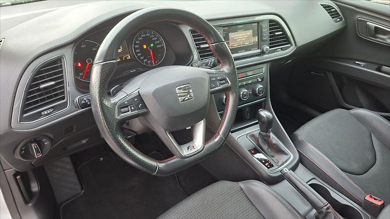 Seat Leon 2,0 110 KW ST FR Panorama - fotka 9 z 19