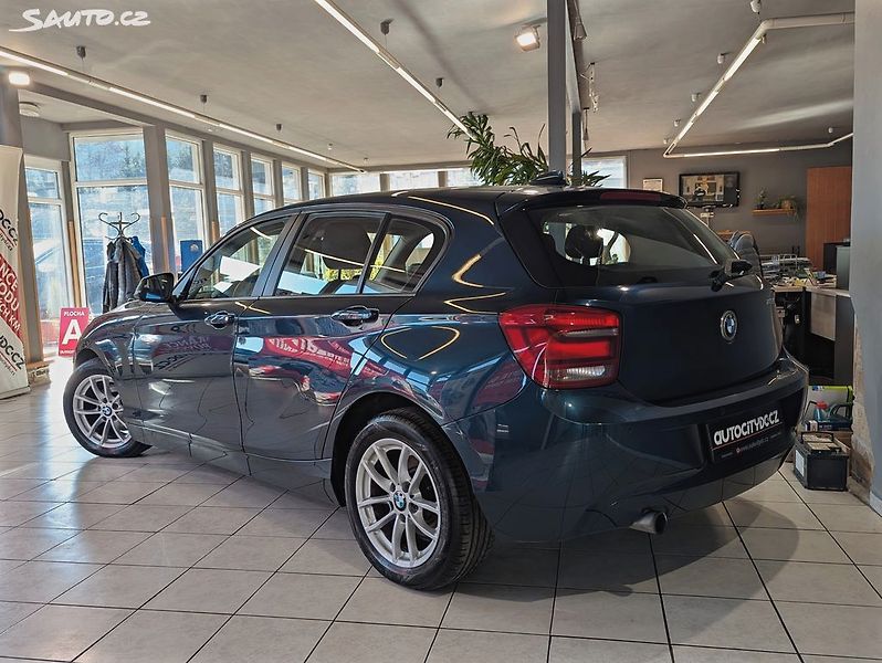 BMW Řada 1 116 i 100kW VÝHŘEVY, PDC - fotka 23 z 23