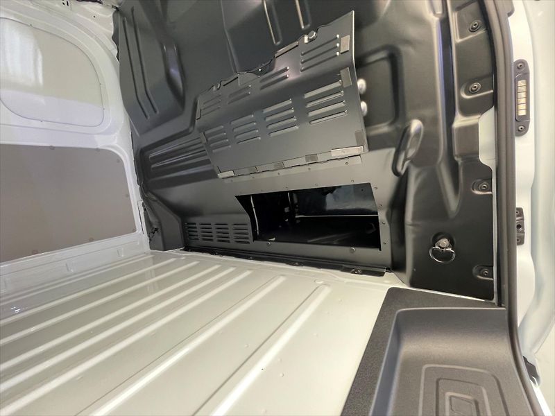 Volkswagen Transporter Nový T7 skříň TDI KR - fotka 6 z 26