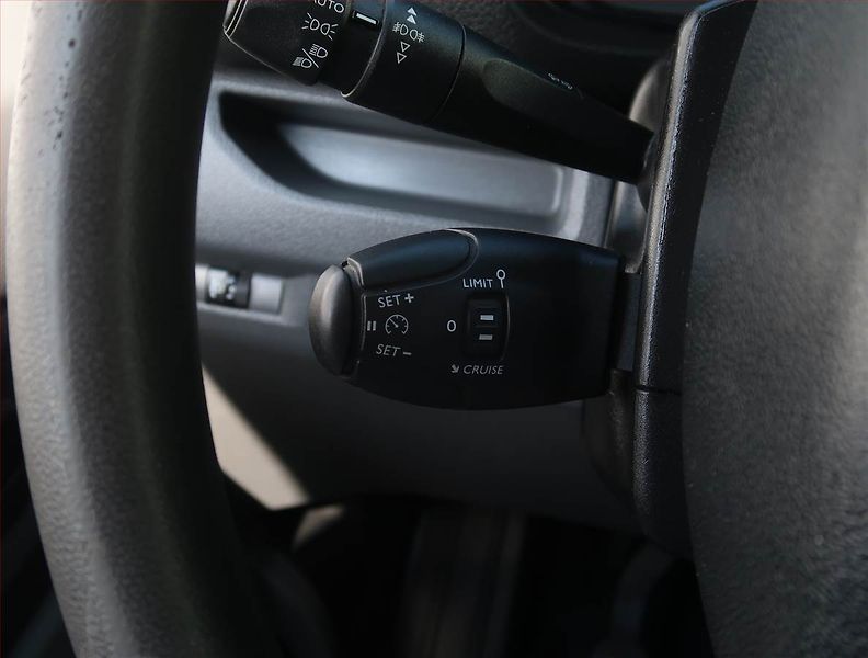 Citroën Jumpy (2018) 1.6 BlueHDi, L2H1, 1Maj - fotka 16 z 17