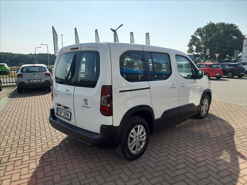 Peugeot Rifter 1,5 BlueHDi Active - fotka 6 z 20