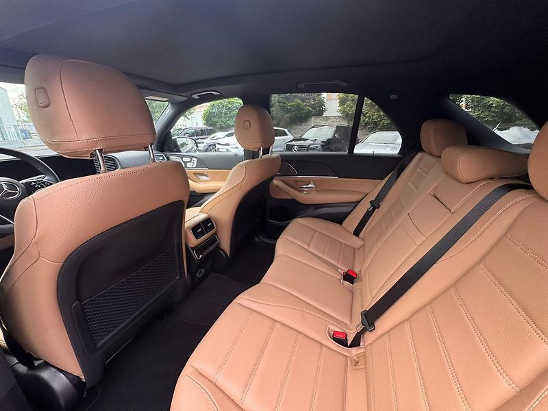 Mercedes-Benz GLE (2025) 350 de 4MATIC - fotka 12 z 23