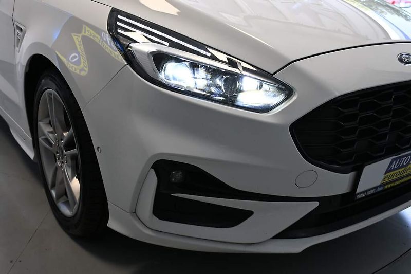 Ford S-MAX (2020) 2.0 ST-LINE 7 Míst LED ACC Web - fotka 34 z 38