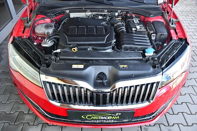 Škoda Superb 2.0TDi147kW STYL DSG 4X4 ČR 1M - fotka 41 z 42