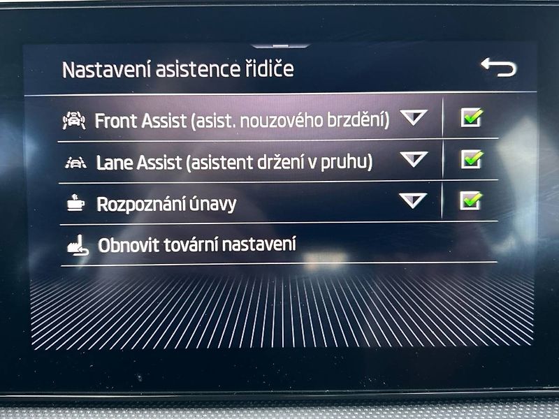 Škoda Fabia (2022) 1.0 TSI 7DSG Style - fotka 27 z 28