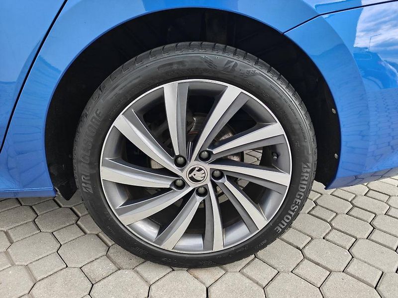 Škoda Octavia Style 7DSG 1,5TSI - fotka 22 z 24