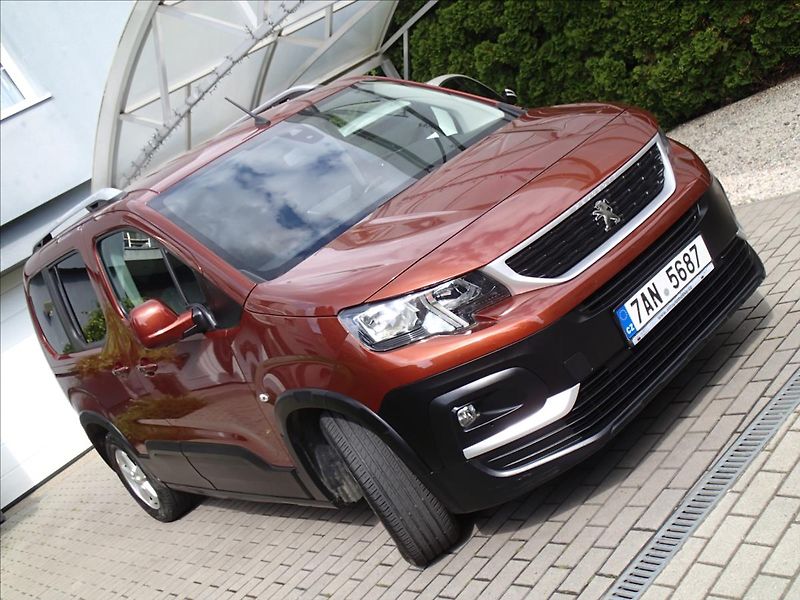Peugeot Rifter 1,5 HDi, Active, ČR 2. Maj - fotka 3 z 35