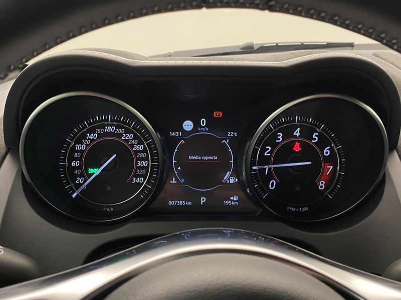 Jaguar F-Type SVR 5.0 423kW AWD CZ REZERVACE - fotka 22 z 42