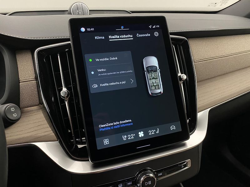 Volvo XC90 (2026) T8 AWD Plug-in DARK PLUS 7m - fotka 46 z 78