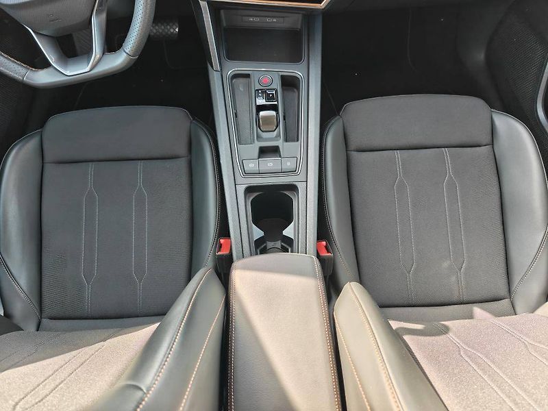 Cupra Formentor DSG 1,5 TSI - fotka 9 z 23