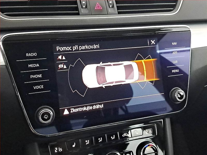 Škoda Superb (2021) 2.0 TDI, Automat, ČR,1.maj - fotka 22 z 25