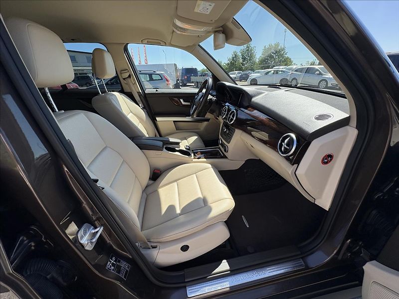 Mercedes-Benz GLK 3,0 350 CDI 195kW 4M,Navi,Kůže - fotka 31 z 40