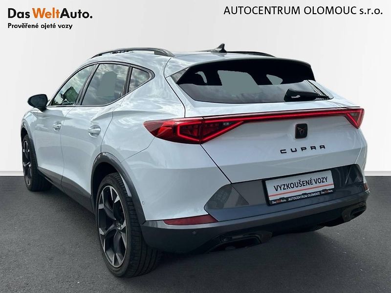 Cupra Formentor (2022) 1.5 TSI 7DSG - fotka 8 z 35