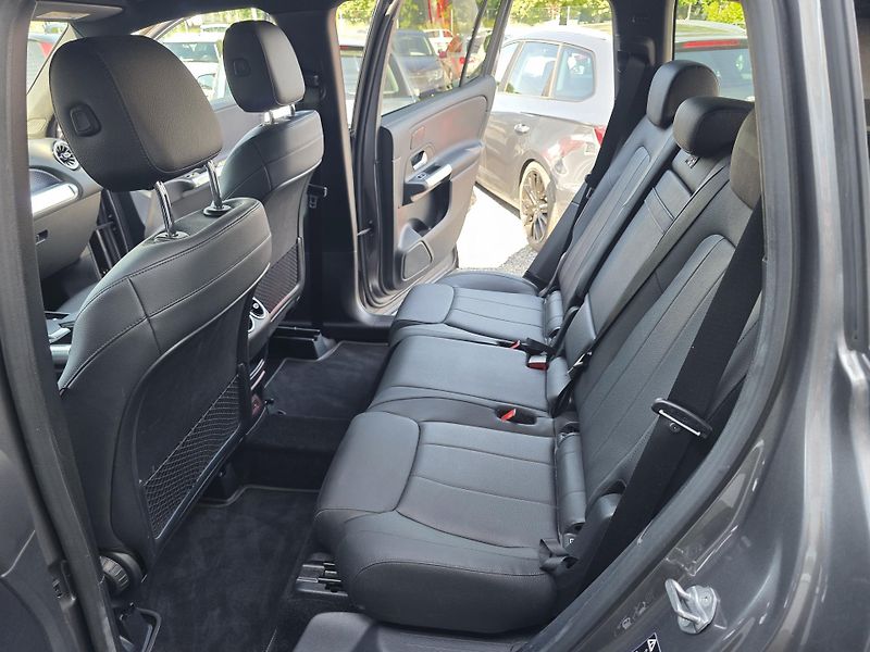 Mercedes-Benz GLB 200 - fotka 6 z 17