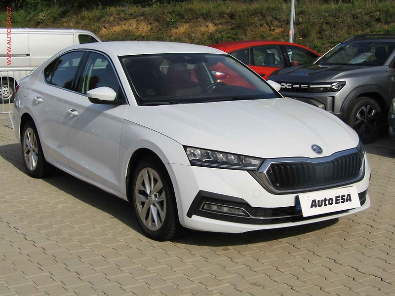 Škoda Octavia (2021) 2.0 TDi, 2.maj,ČR, AC - fotografie inzerátu