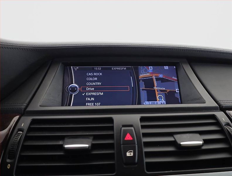 BMW X6 (2010) xDrive35d, 4X4, Automat, Kůže - fotka 11 z 21