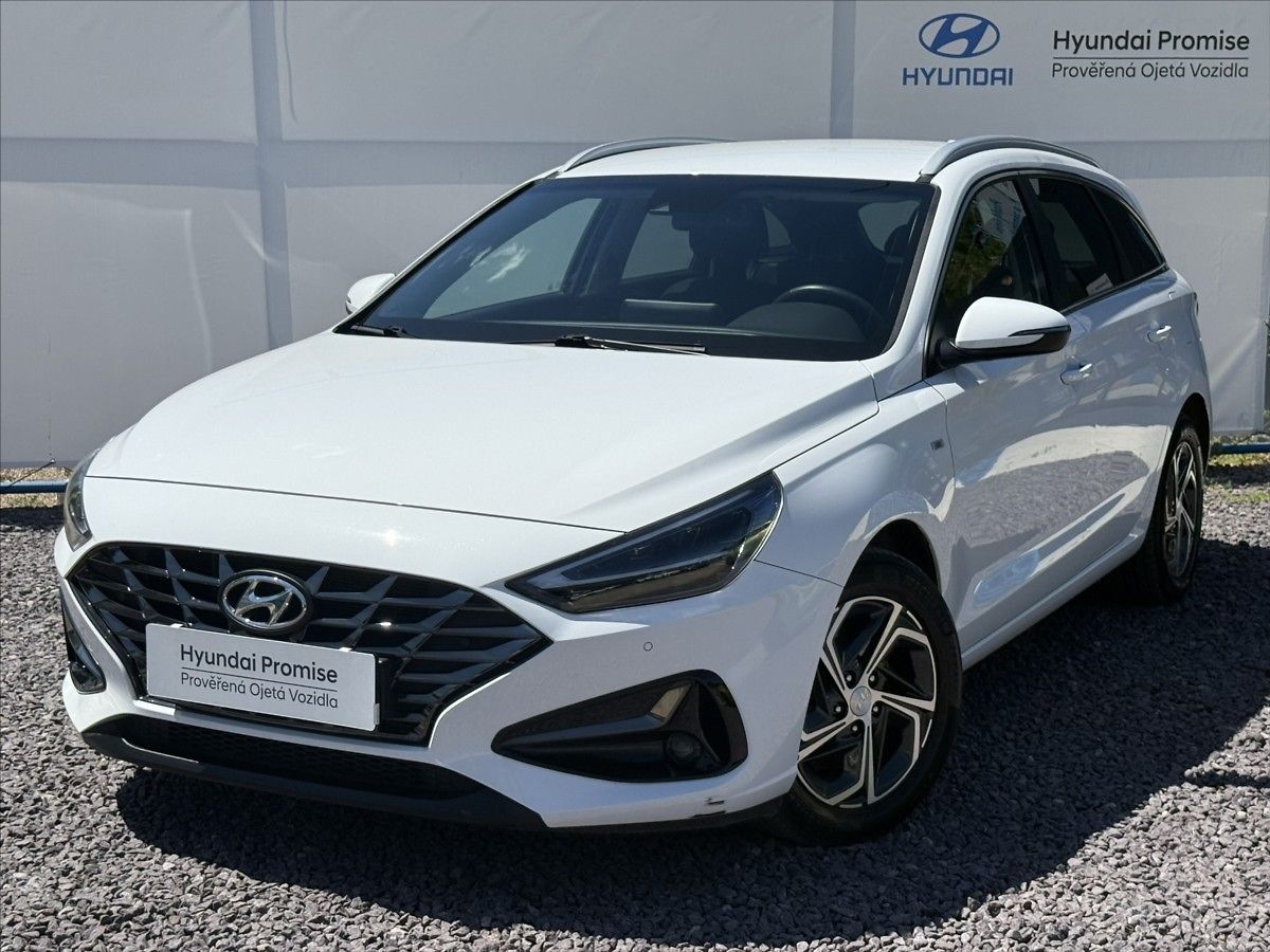 Hyundai i30 1,5 T-GDI 118kW Family Smart