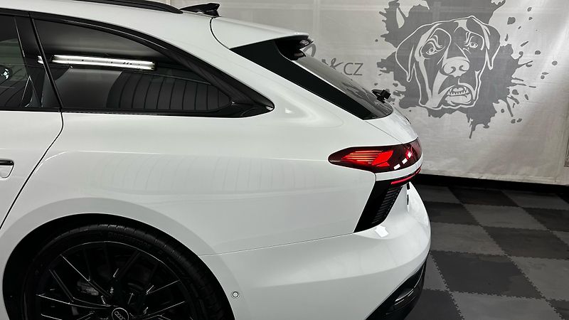 Audi A6 S-LINE / ZÁRUKA / TOP STAV - fotka 9 z 51