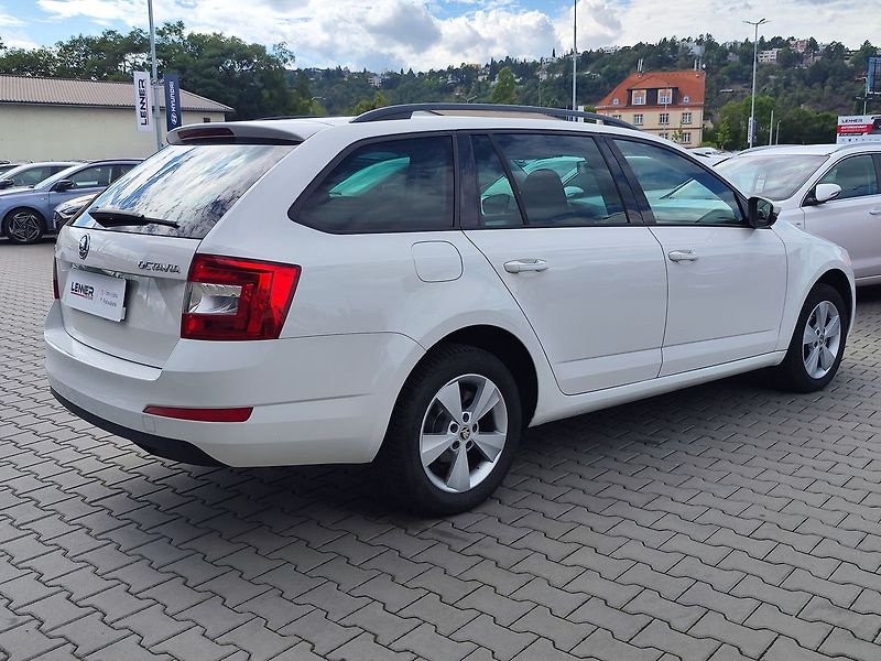 Škoda Octavia 1.6 TDI/81kW Elegance - fotka 5 z 28