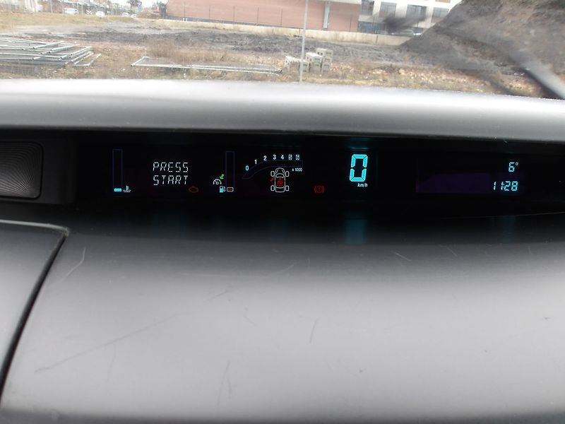 Renault Espace 2,0DCi 110kW 2 x ALU KOLA - fotka 28 z 36