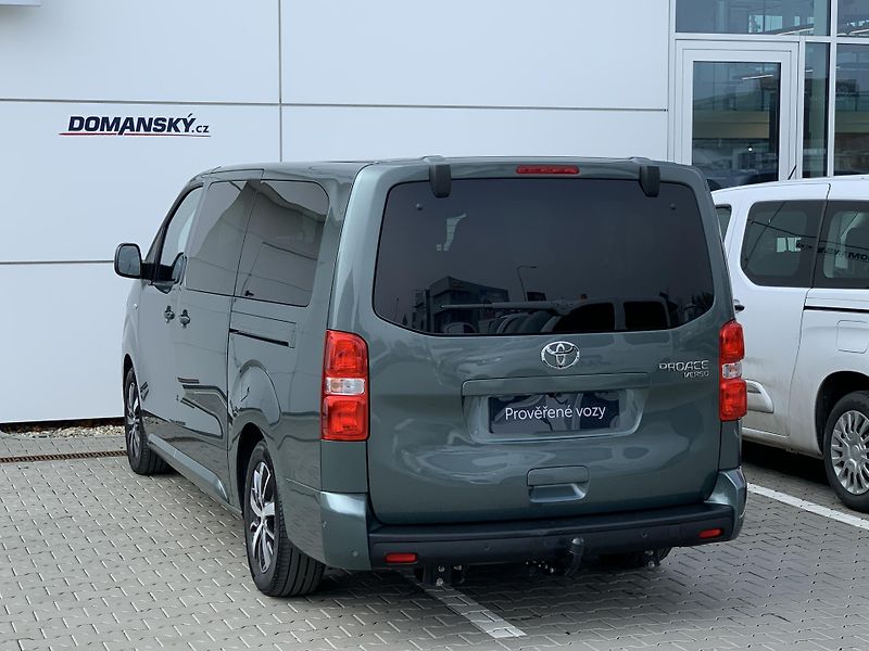 Toyota ProAce Verso VERSO L2 VIP 7S SKYVIEW 2L AT - fotka 13 z 27