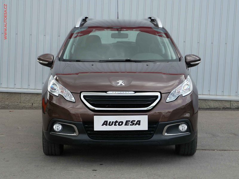 Peugeot 2008 (2013) 1.4HDi, ČR, Active, TZ, navi - fotka 2 z 21