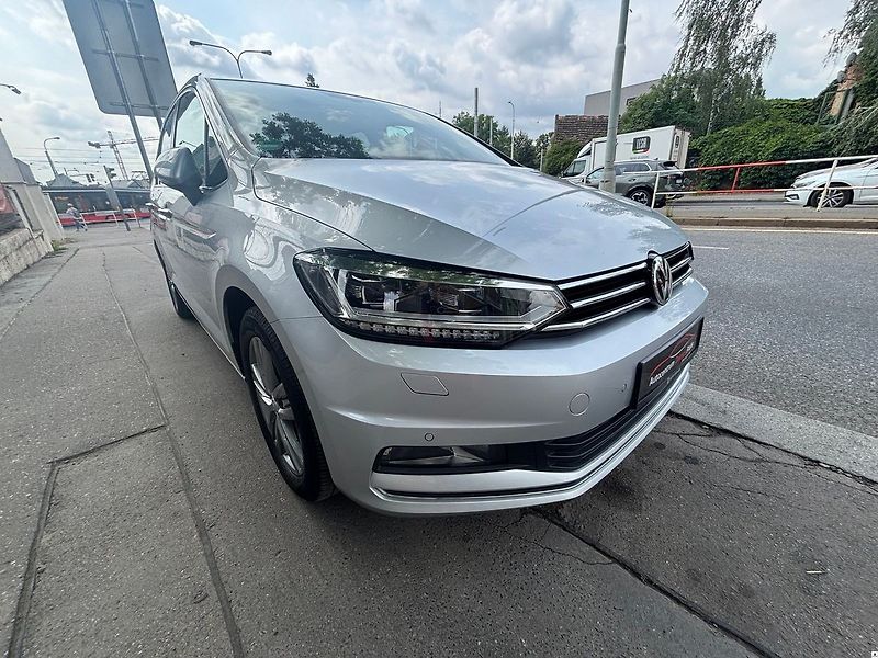Volkswagen Touran 2.0TDi/2017/7MÍST.MAN6.110KW-Z - fotka 50 z 50