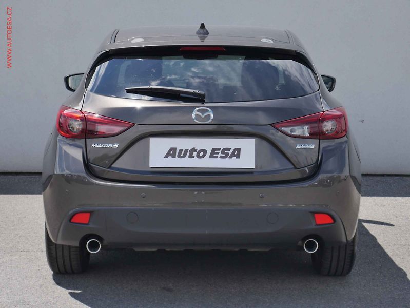Mazda 3 (2014) 2.0i, ČR, AC, bixen - fotka 5 z 22
