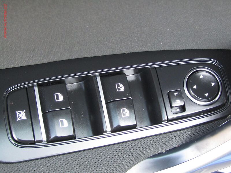 Kia Ceed (2023) 1.5 T-GDi, ČR, AT, navi - fotka 12 z 22