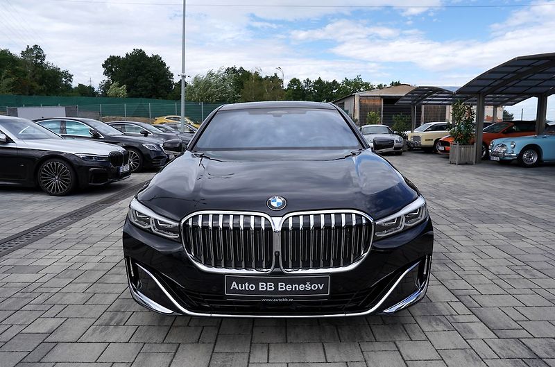 BMW Řada 7 745Le xDrive/Individual/Led/ČR - fotka 1 z 49
