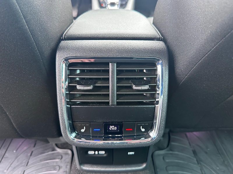 Škoda Octavia 2,0 TDI 110kW DSG Style - fotka 16 z 17