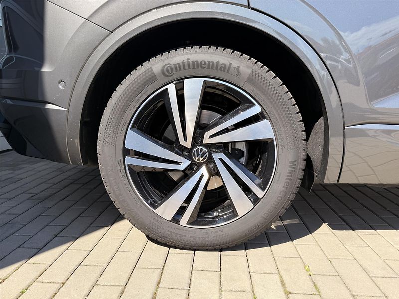 Volkswagen Touareg (2026) 3,0 TDI 210 kW 4MOT  R-Line - fotka 12 z 21