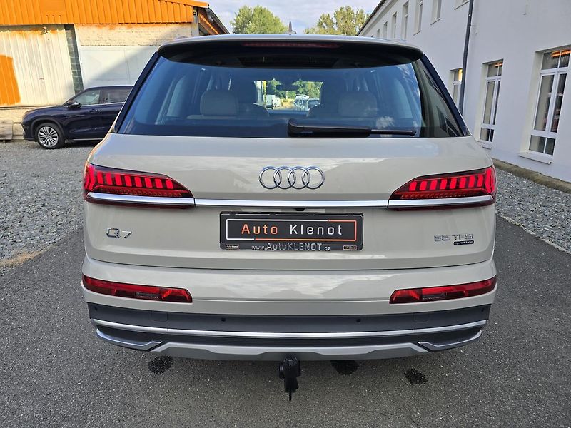 Audi Q7 MATRIX KŮŽE WEBASTO B&O - fotka 8 z 61