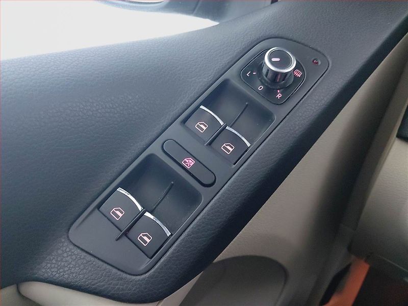 Volkswagen Tiguan (2011) Exclusive 2.0 TDI, Kůže, Navi - fotka 18 z 21