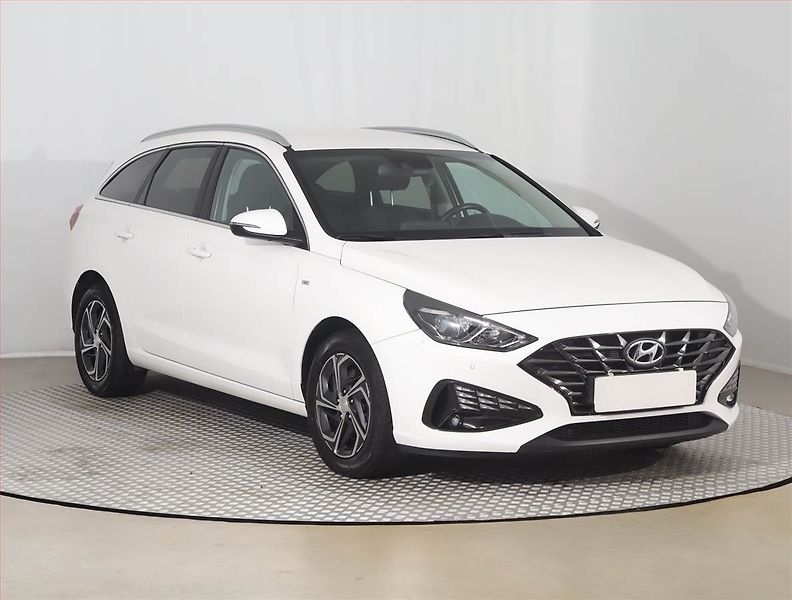 Hyundai i30 (2022) Family 1.5 T-GDI MHEV - fotografie inzerátu