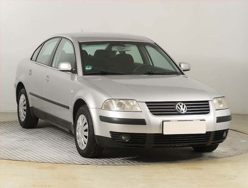 Volkswagen Passat (2005) 1.9 TDI, nová STK, Klima - fotka 1 z 16