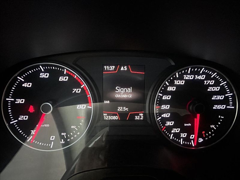 Seat Leon 1,8   FR,TSI 132kW,PANORAMA - fotka 12 z 24