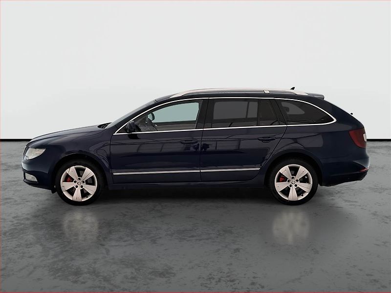 Škoda Superb (2011) Elegance 2.0 TDI, Automat - fotka 3 z 17